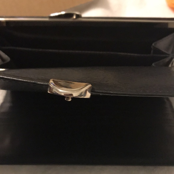 Leather wallet - Picture 5 of 6